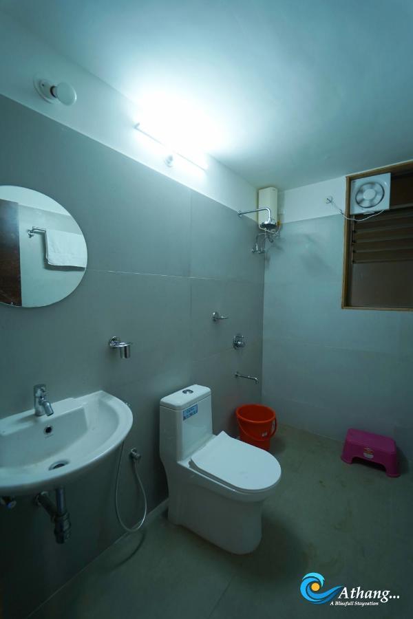 Athang Staycation Diveagar Bilik gambar
